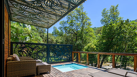 Riverview Cabin with Splash Pool