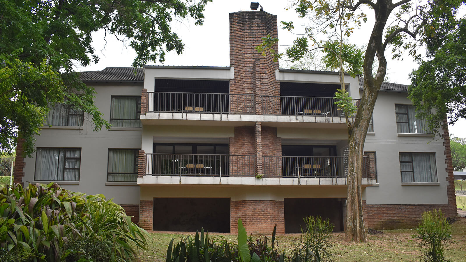 Three Bedroom Apartment with Patio
