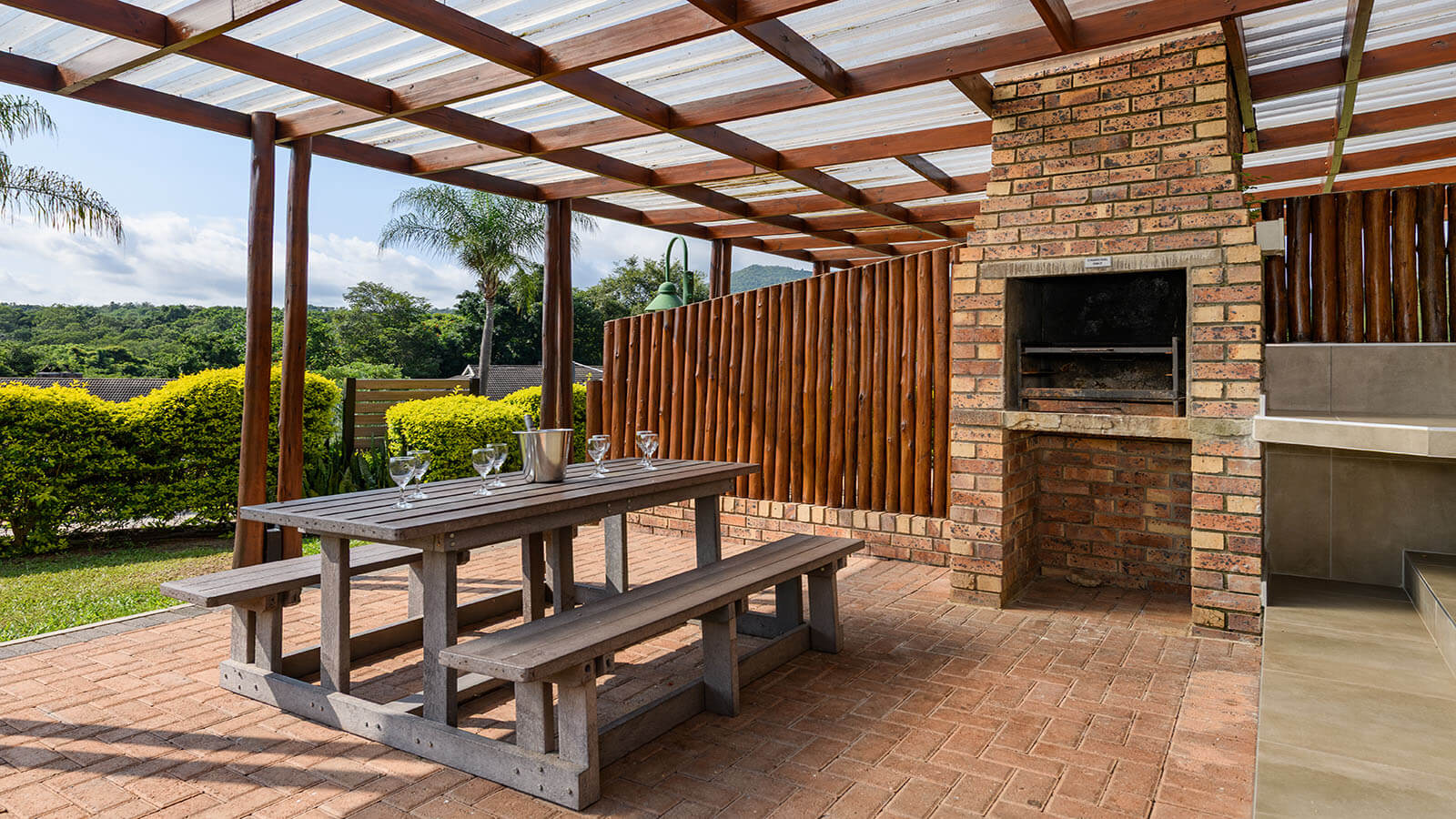 Three Bedroom Chalet with Patio