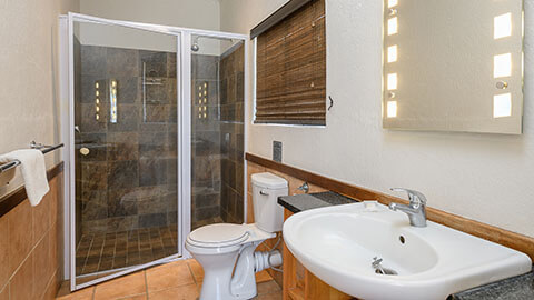Three Bedroom Chalet with Patio