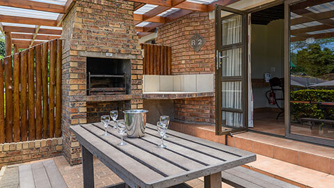 Three Bedroom Chalet with Patio