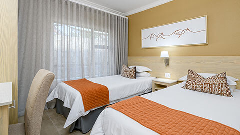 Three Bedroom Chalet with Patio