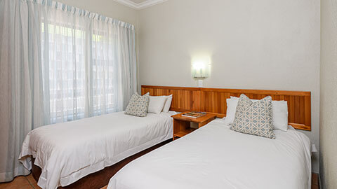 Three Bedroom Chalet with Patio