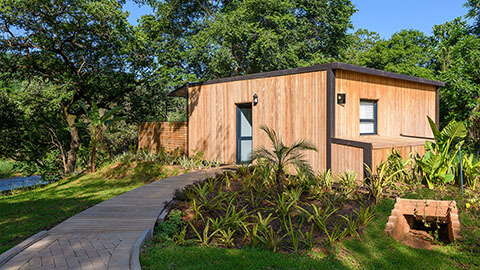 Two Bedroom Riverview Cabin with Splash Pool