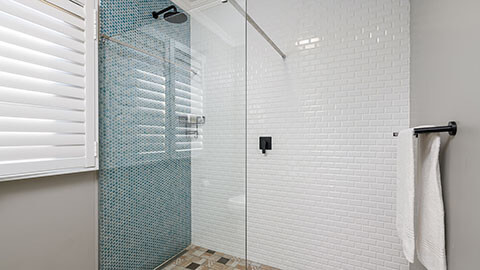 Two Bedroom Riverview Cabin with Splash Pool